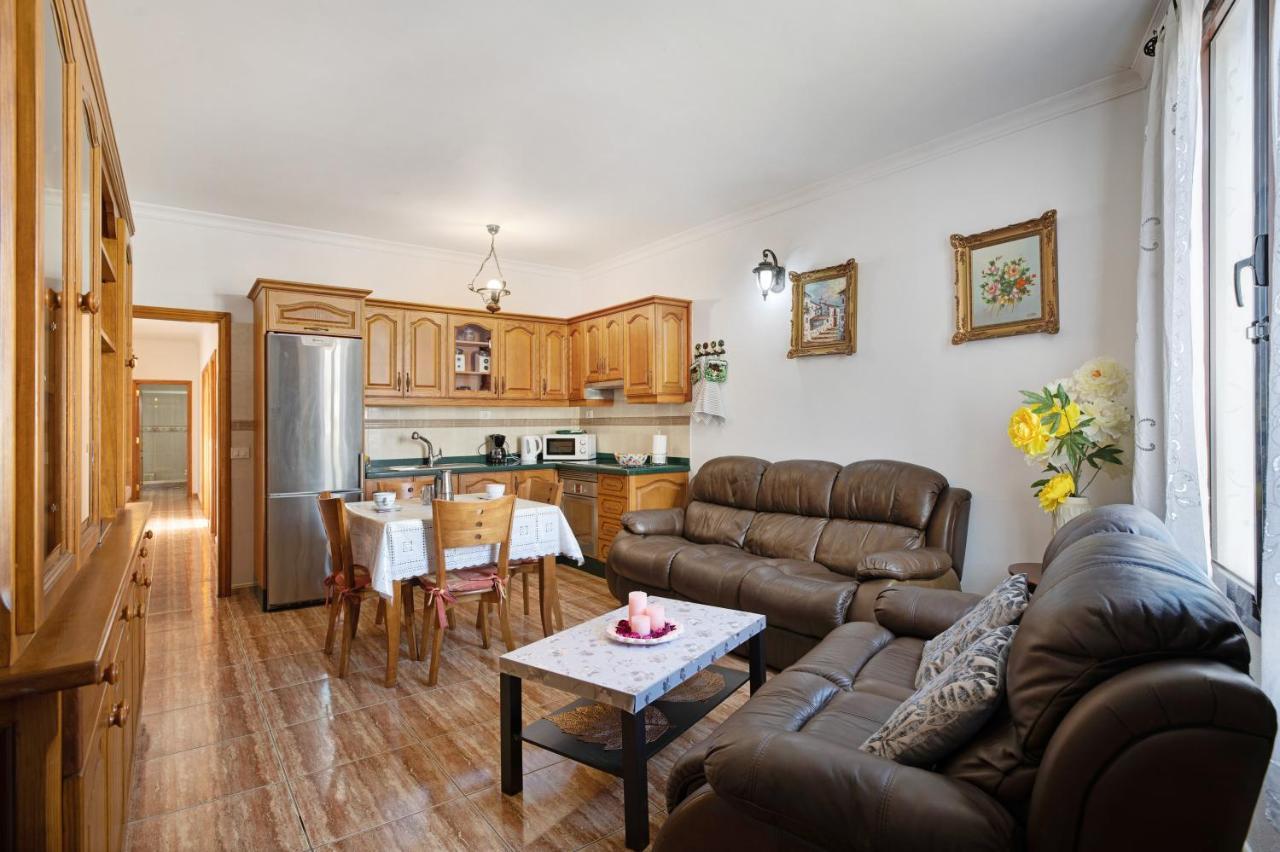 Casa Nina Apartman Uga Kültér fotó