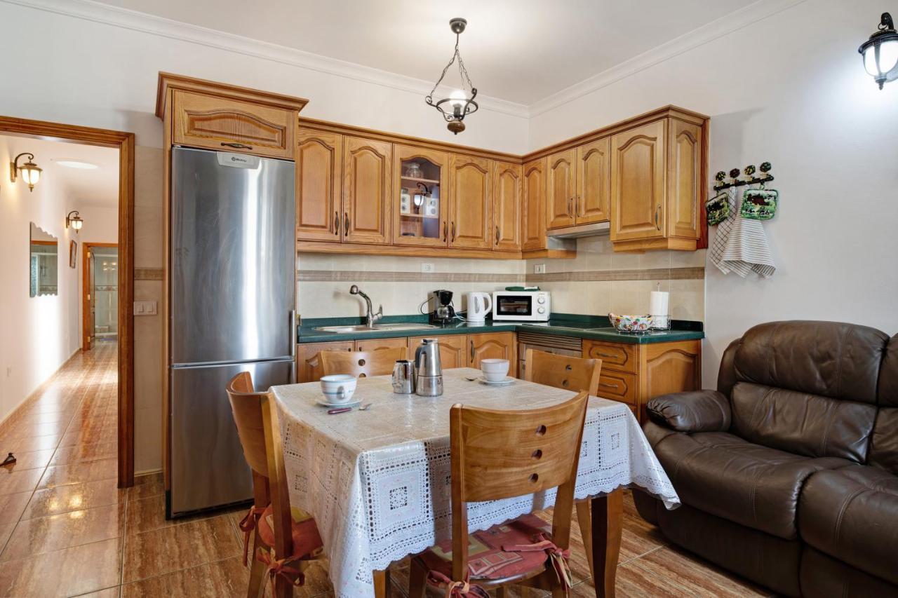Casa Nina Apartman Uga Kültér fotó
